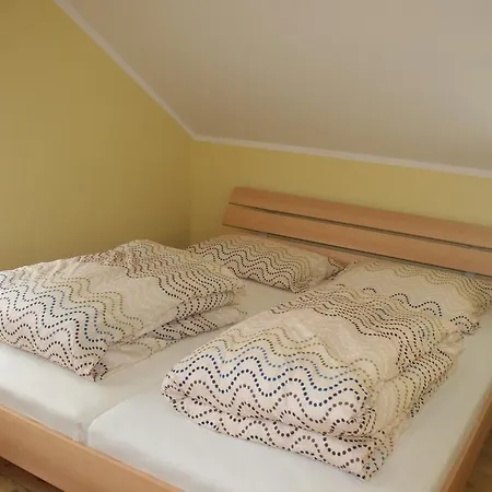 Jaśmin I Lilia Jez. Sunowo Koło Ełku Chrzanowo