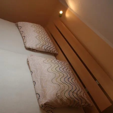 Jaśmin I Lilia Jez. Sunowo Koło Ełku